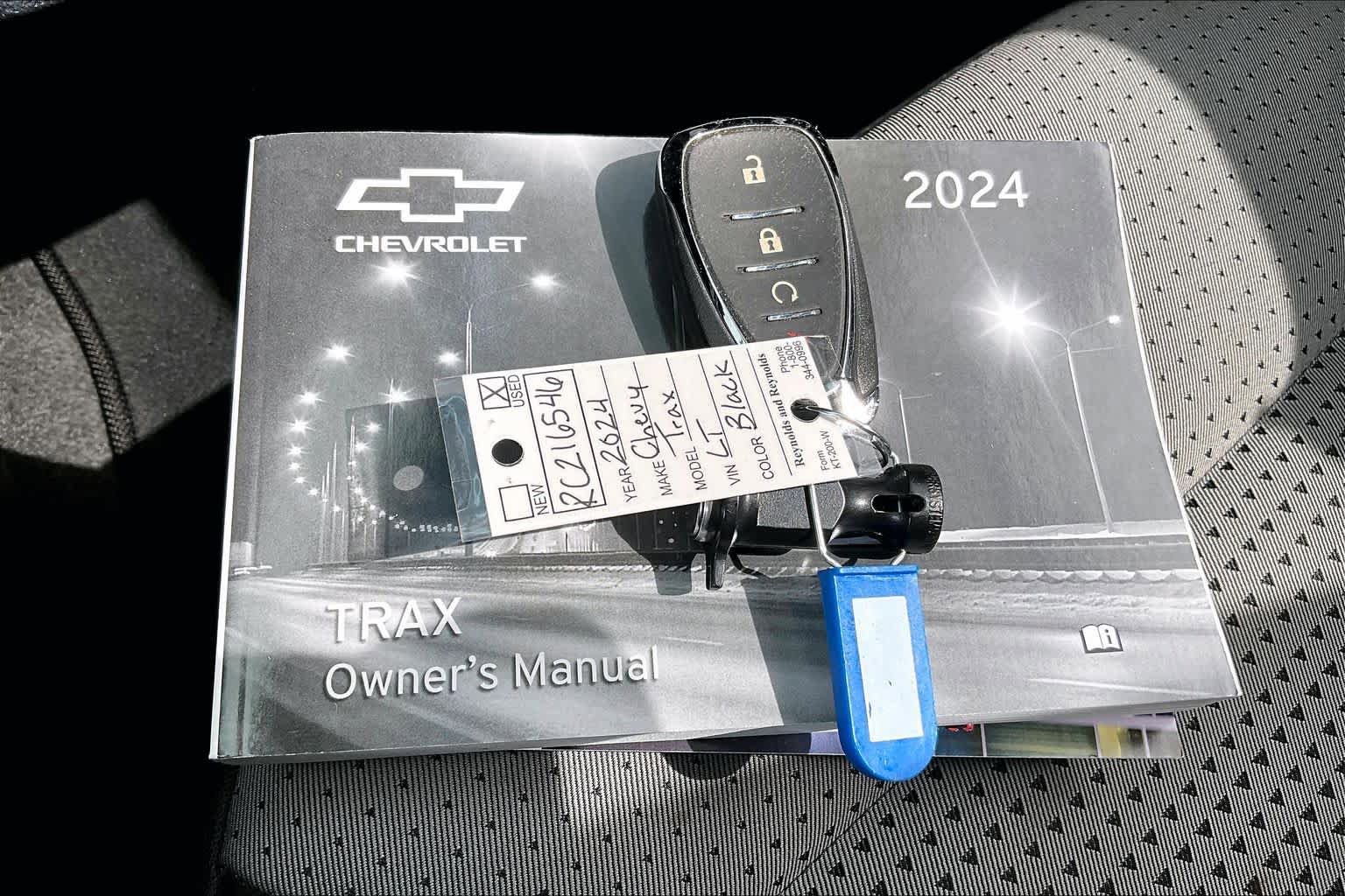 Used 2024 Chevrolet Trax LT FWD image 15
