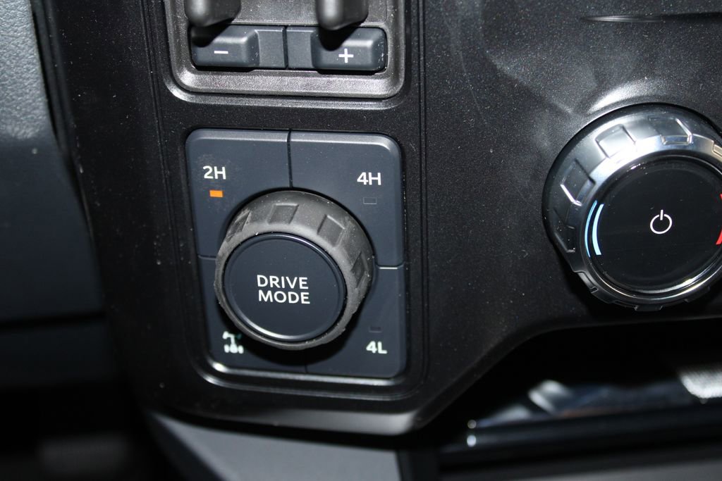 New 2025 Ford F250 Lariat w/ Lariat Ultimate Package image 48