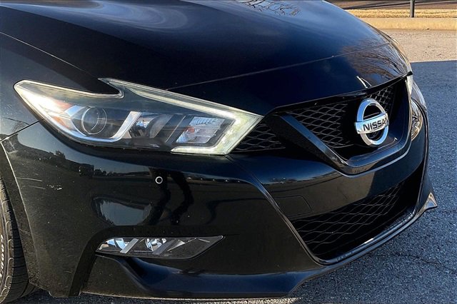 Used 2018 Nissan Maxima SR w/ Midnight Edition image 25