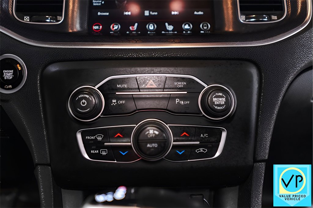 Used 2018 Dodge Charger SXT Plus w/ Driver Convenience Group image 15