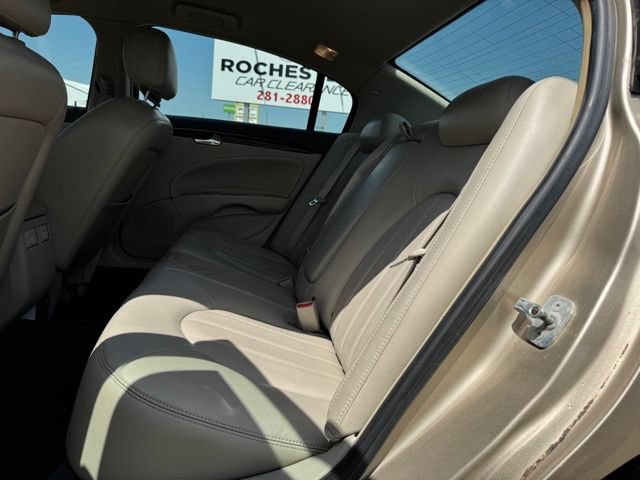 Used 2006 Buick Lucerne CXL w/ Luxury Package FWD image 6