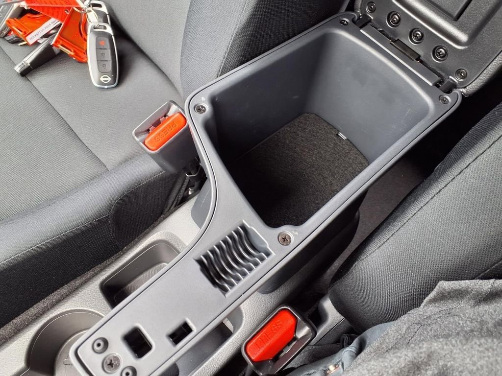 Certified 2025 Nissan Kicks Play S FWD image 13