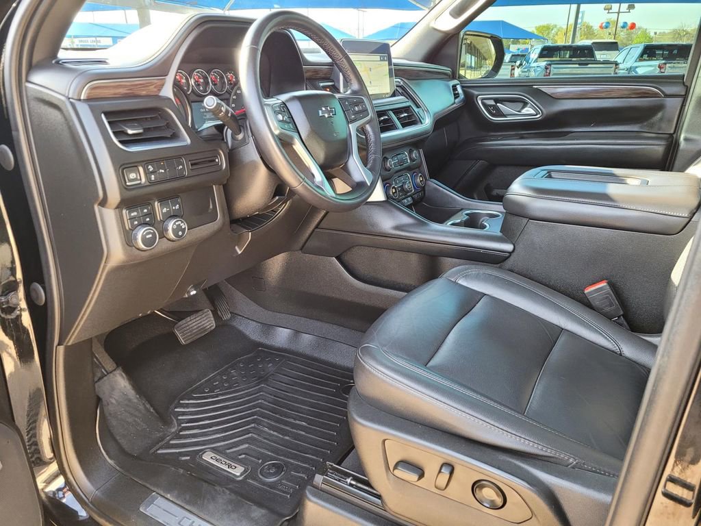 Used 2021 Chevrolet Tahoe Z71 w/ Rear Media and Nav Package image 2