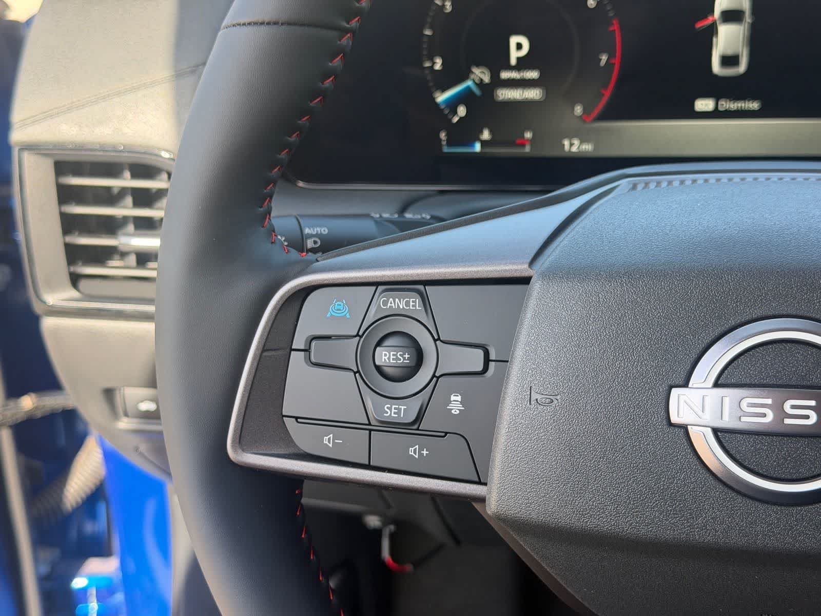 New 2026 Nissan Sentra SR w/ SR Premium Package FWD image 19