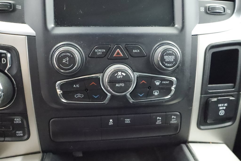 Used 2017 RAM 1500 Big Horn AWD/4WD image 30