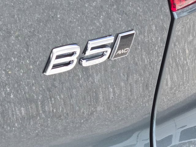 New 2026 Volvo XC40 B5 Plus w/ Protection Package Premier AWD/4WD image 9