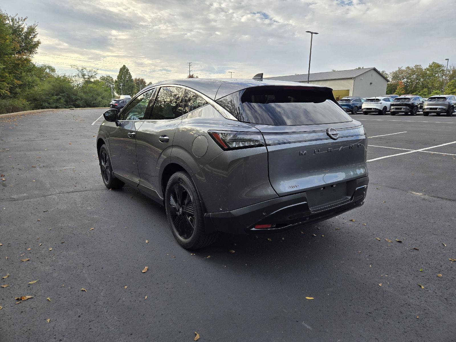 Used 2025 Nissan Murano SV AWD/4WD image 6