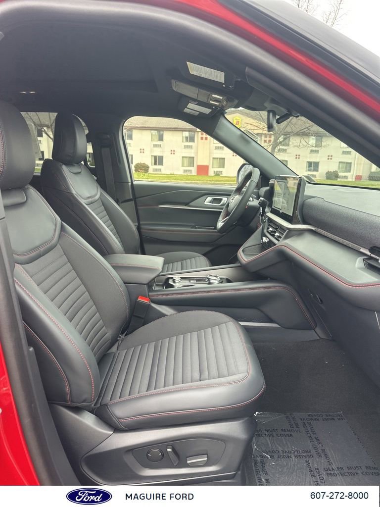 New 2026 Ford Explorer ST-Line w/ ST-Line Street Pack AWD/4WD image 13