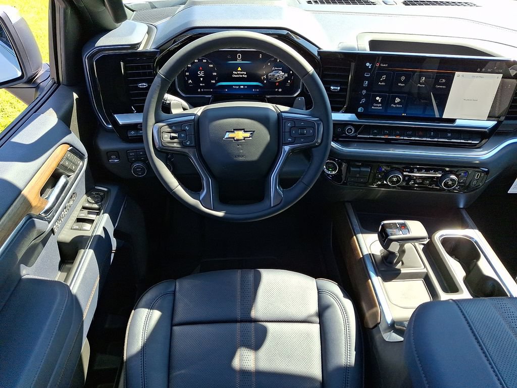 New 2026 Chevrolet Silverado 1500 High Country w/ High Country Premium Package AWD/4WD image 8