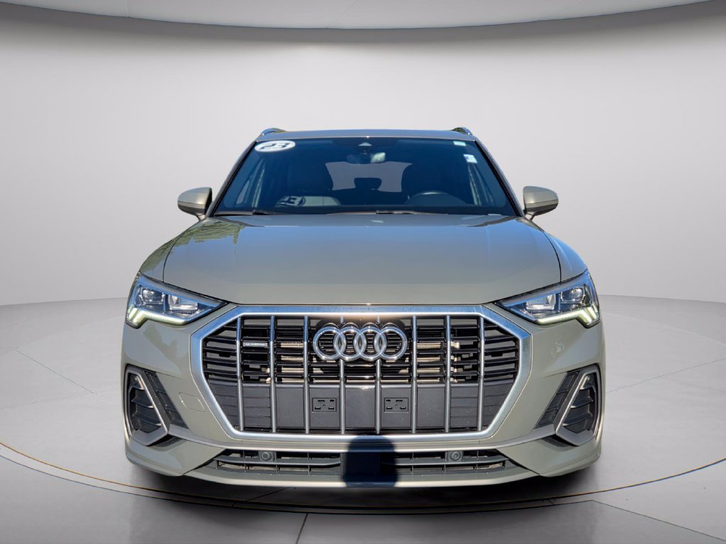 Used 2023 Audi Q3 2.0T Premium w/ Convenience Package AWD/4WD image 4