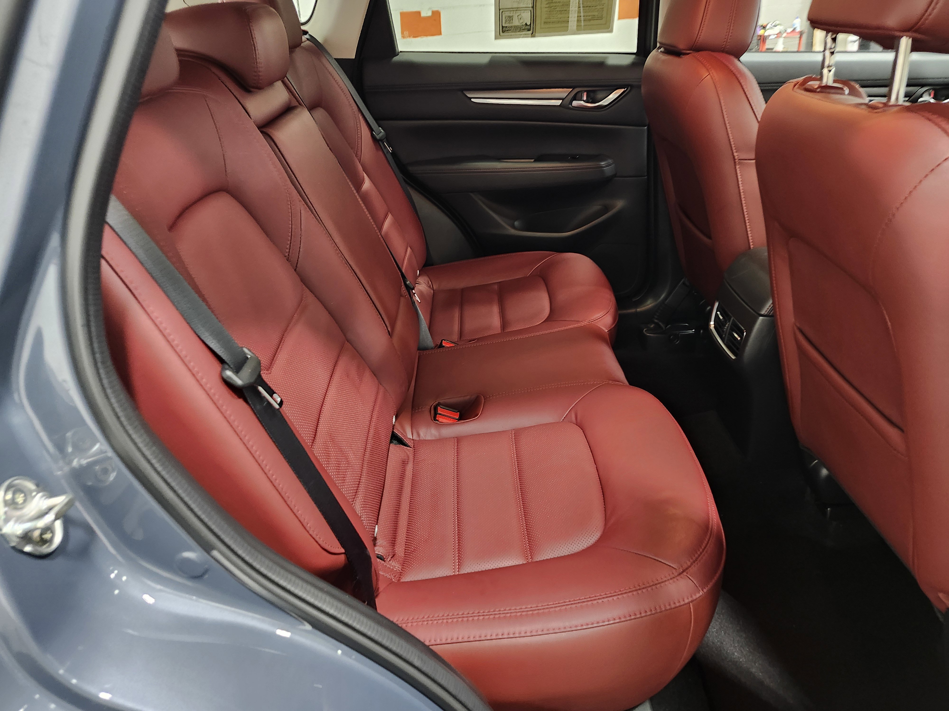 Used 2023 MAZDA CX-5 Carbon Edition image 13