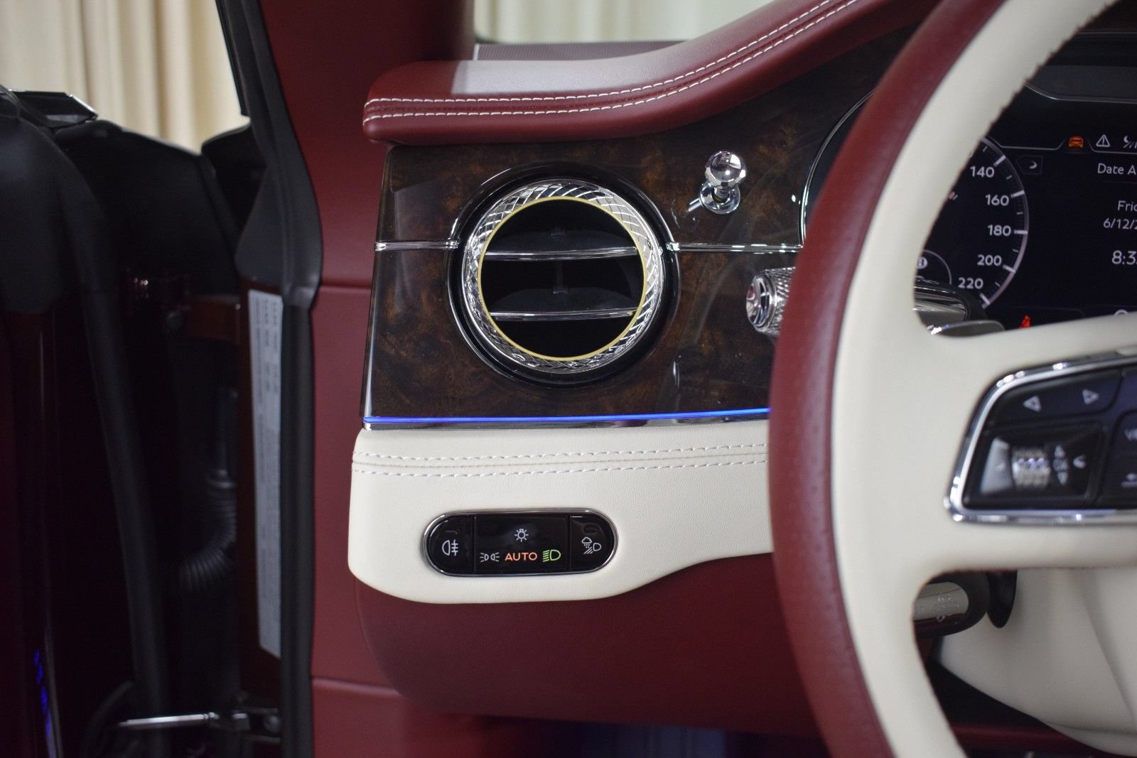 Certified 2021 Bentley Continental GT Mulliner AWD/4WD image 28