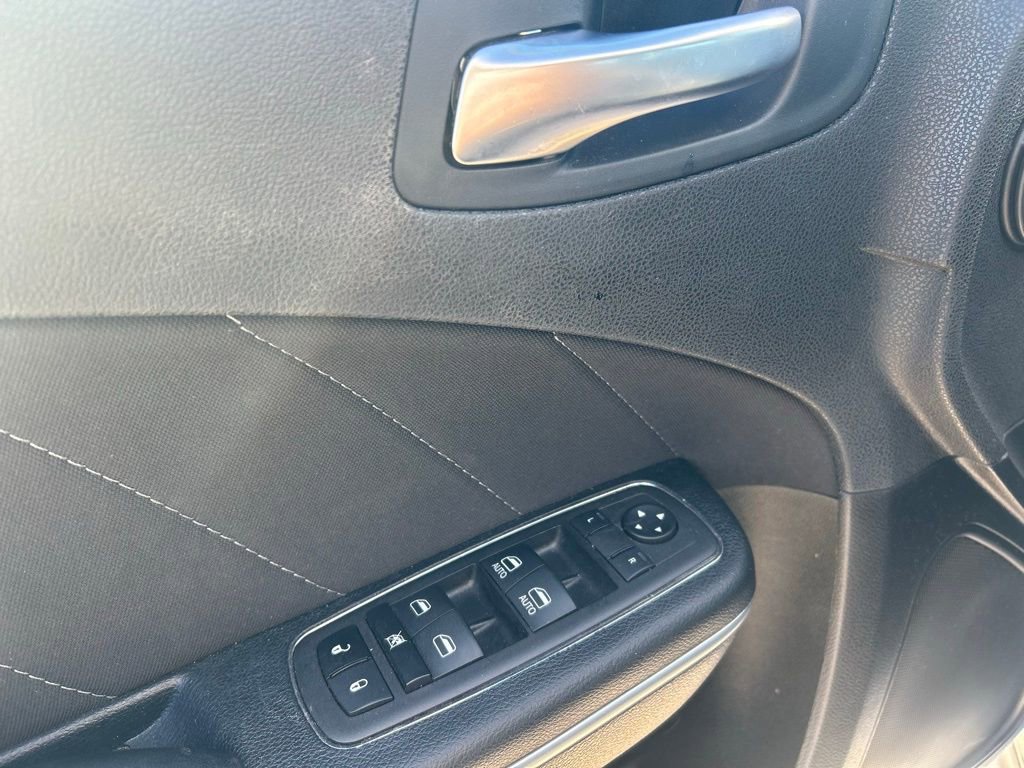 Used 2023 Dodge Charger SXT image 10