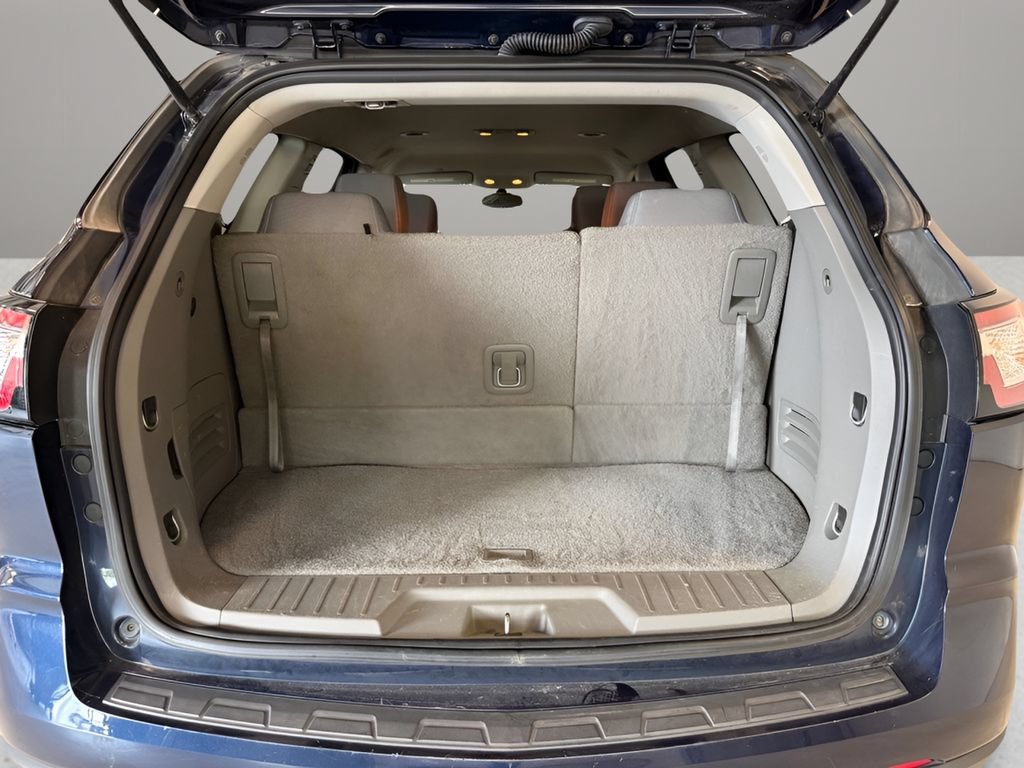 Used 2015 Chevrolet Traverse LS FWD image 9