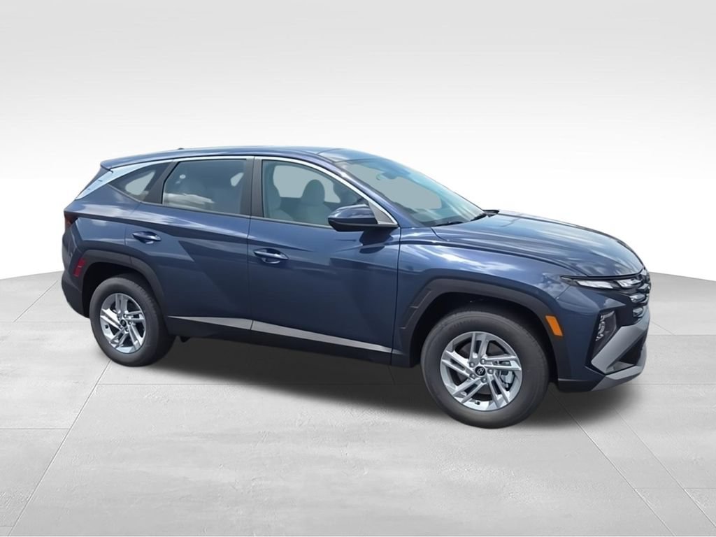New 2026 Hyundai Tucson SE AWD/4WD image 2