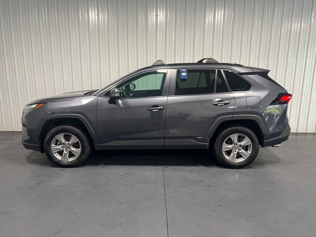 Used 2024 Toyota RAV4 XLE image 23