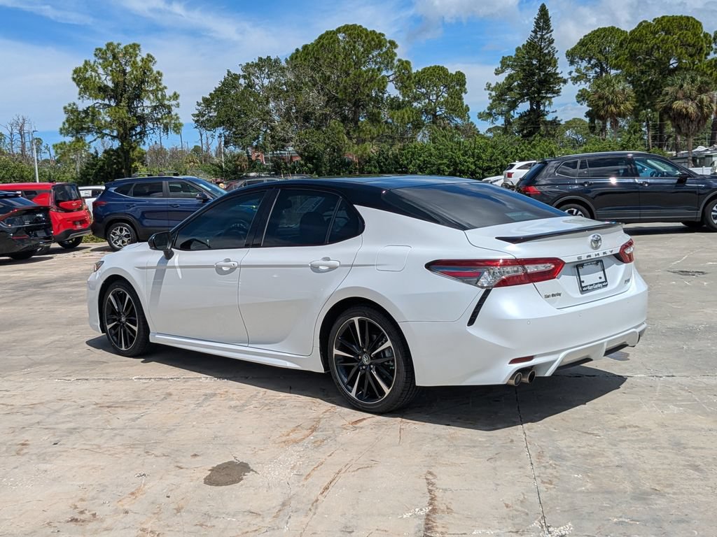 Used 2018 Toyota Camry XSE FWD image 6