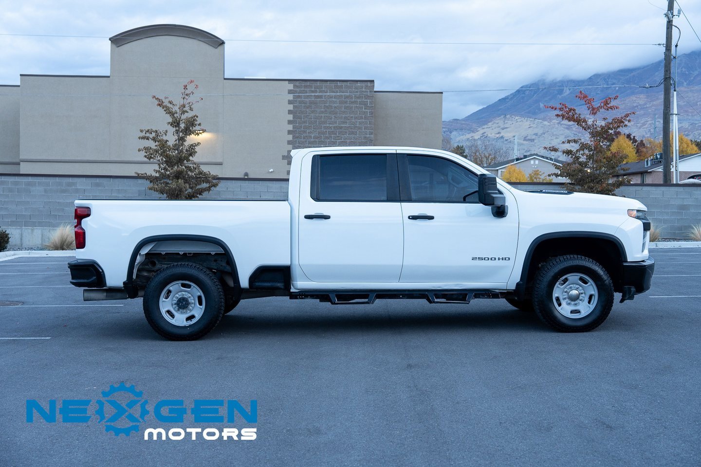 Used 2020 Chevrolet Silverado 2500 W/T image 27