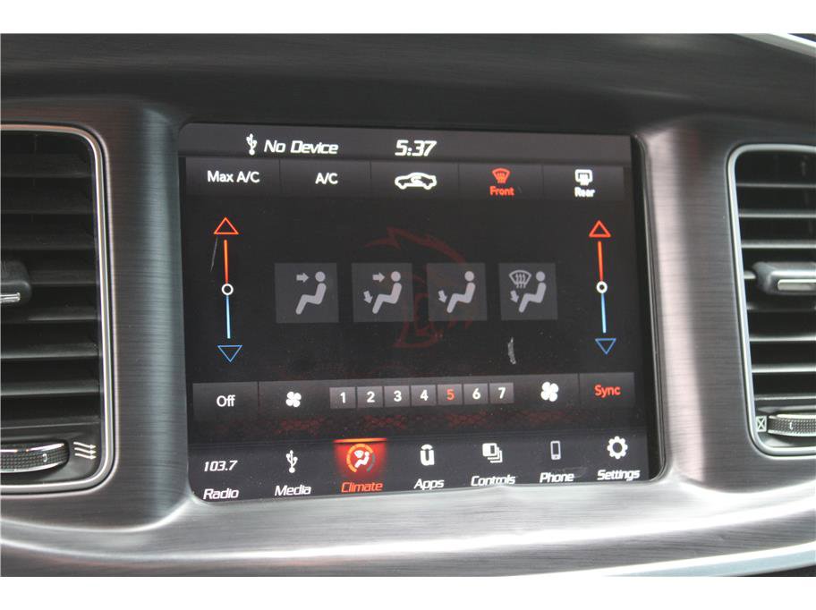 Used 2018 Dodge Charger SXT RWD image 23
