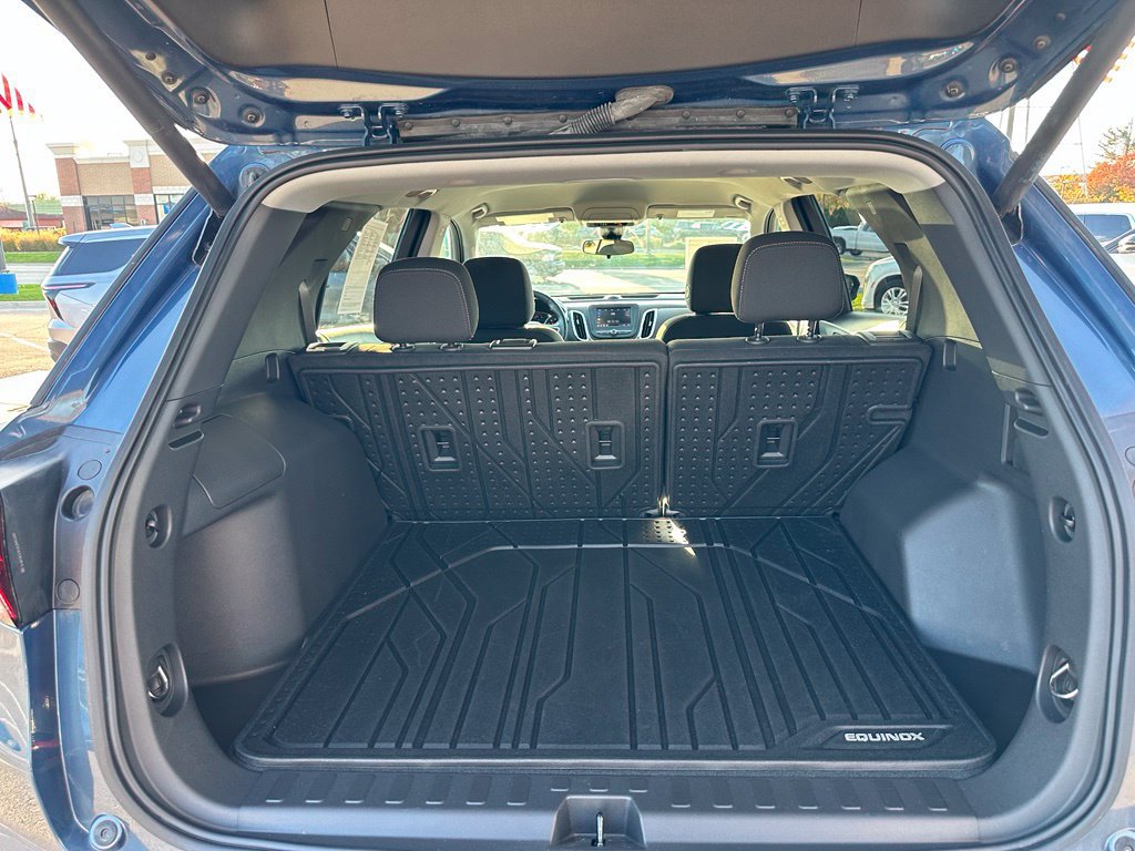 Used 2024 Chevrolet Equinox LT w/ LPO, Floor Liner Package AWD/4WD image 36