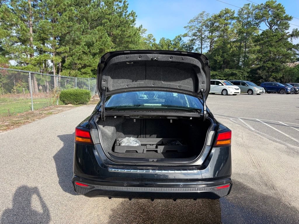 Certified 2022 Nissan Altima 2.5 SV AWD/4WD image 5