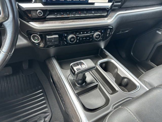 Used 2023 Chevrolet Silverado 1500 LTZ AWD/4WD image 21