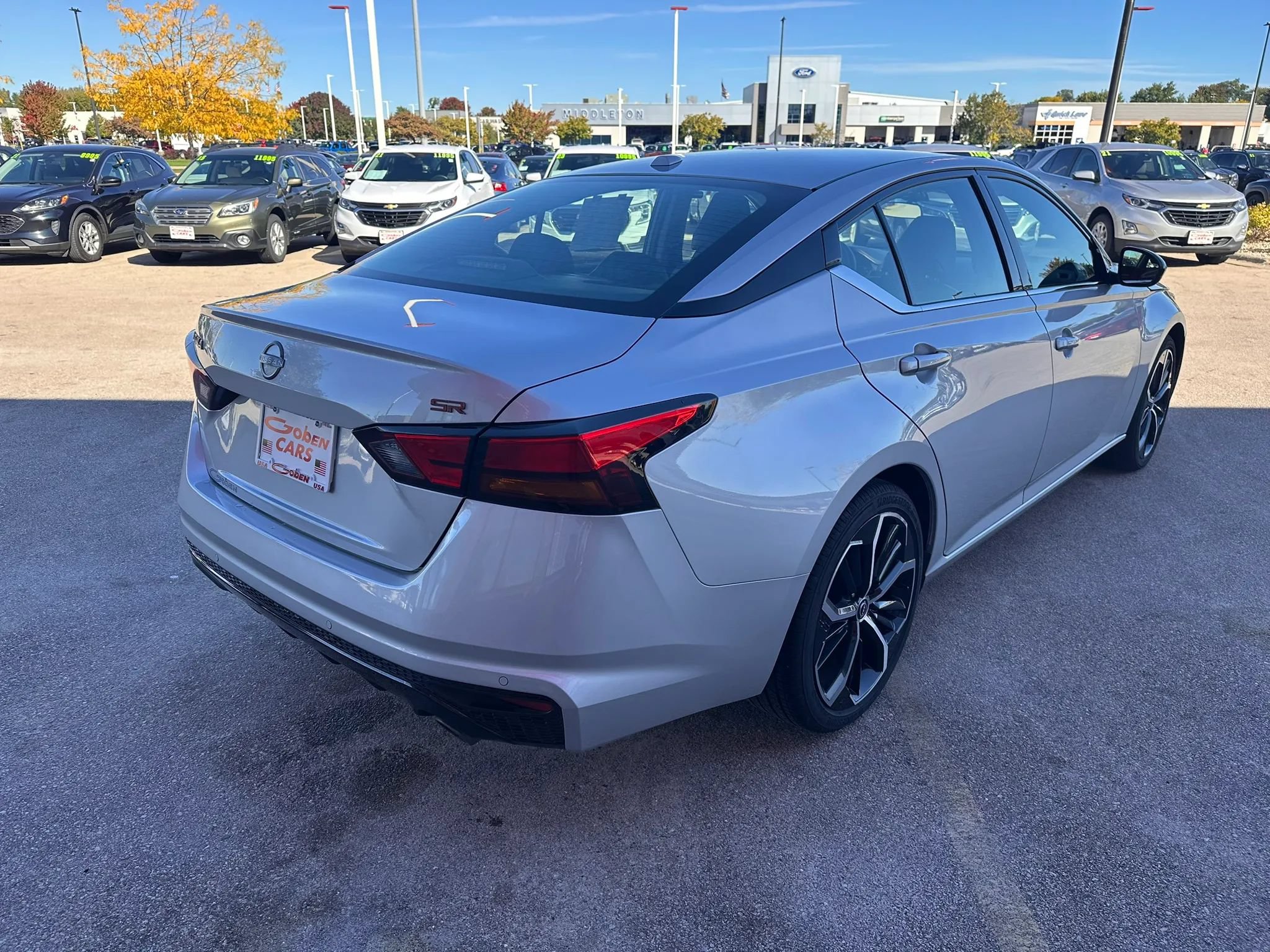Used 2025 Nissan Altima 2.5 SR FWD image 5