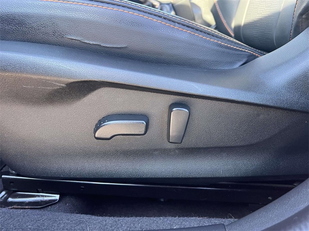 Used 2020 Subaru Crosstrek 2.0i Limited w/ Moonroof Package w/Navigation image 18