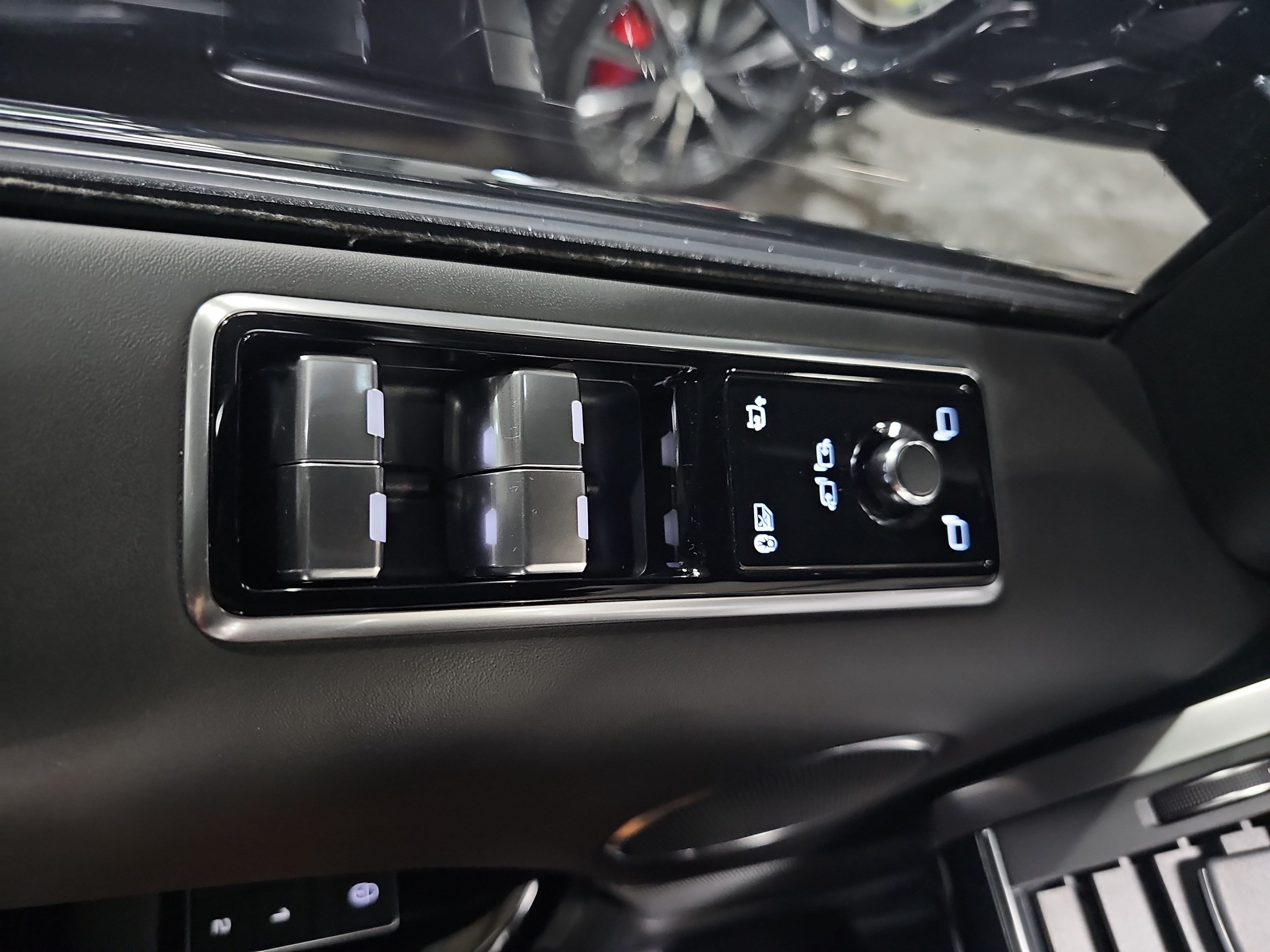 Used 2020 Land Rover Range Rover Sport HSE Dynamic AWD/4WD image 29