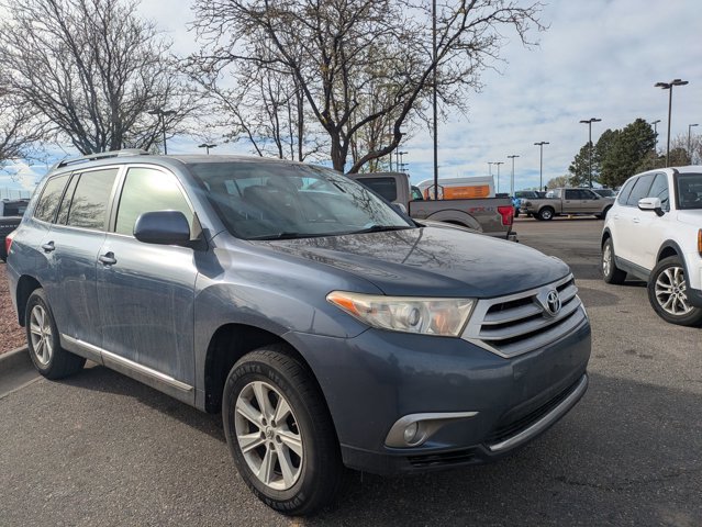 Used 2013 Toyota Highlander Plus image 3