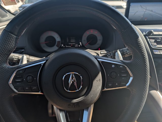 Used 2023 Acura RDX w/ Advance Package FWD image 29