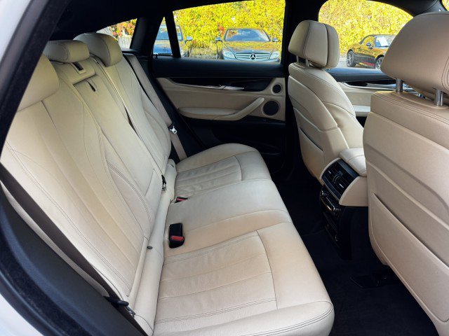 Used 2019 BMW X6 xDrive35i w/ M Sport Package image 30