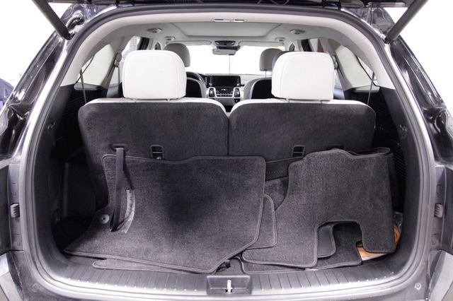 Used 2023 Kia Sorento SX Prestige image 23