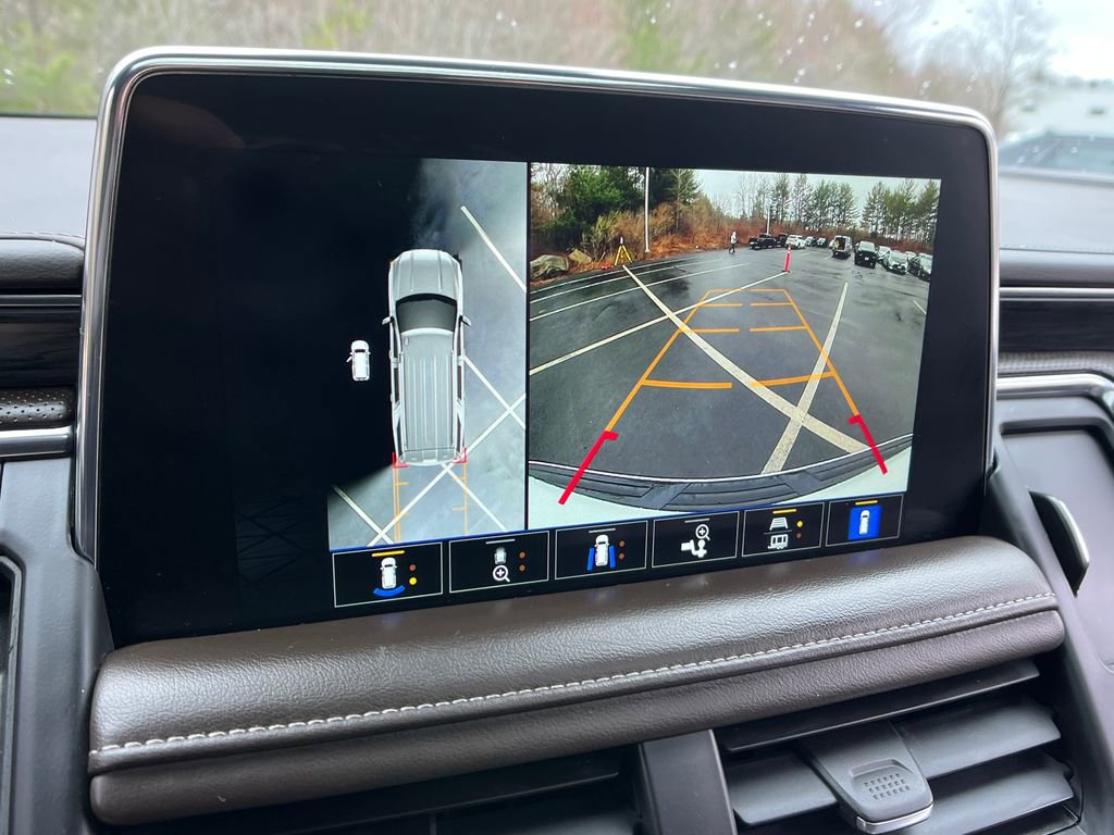 Used 2023 GMC Yukon XL SLT w/ SLT Premium Package image 19