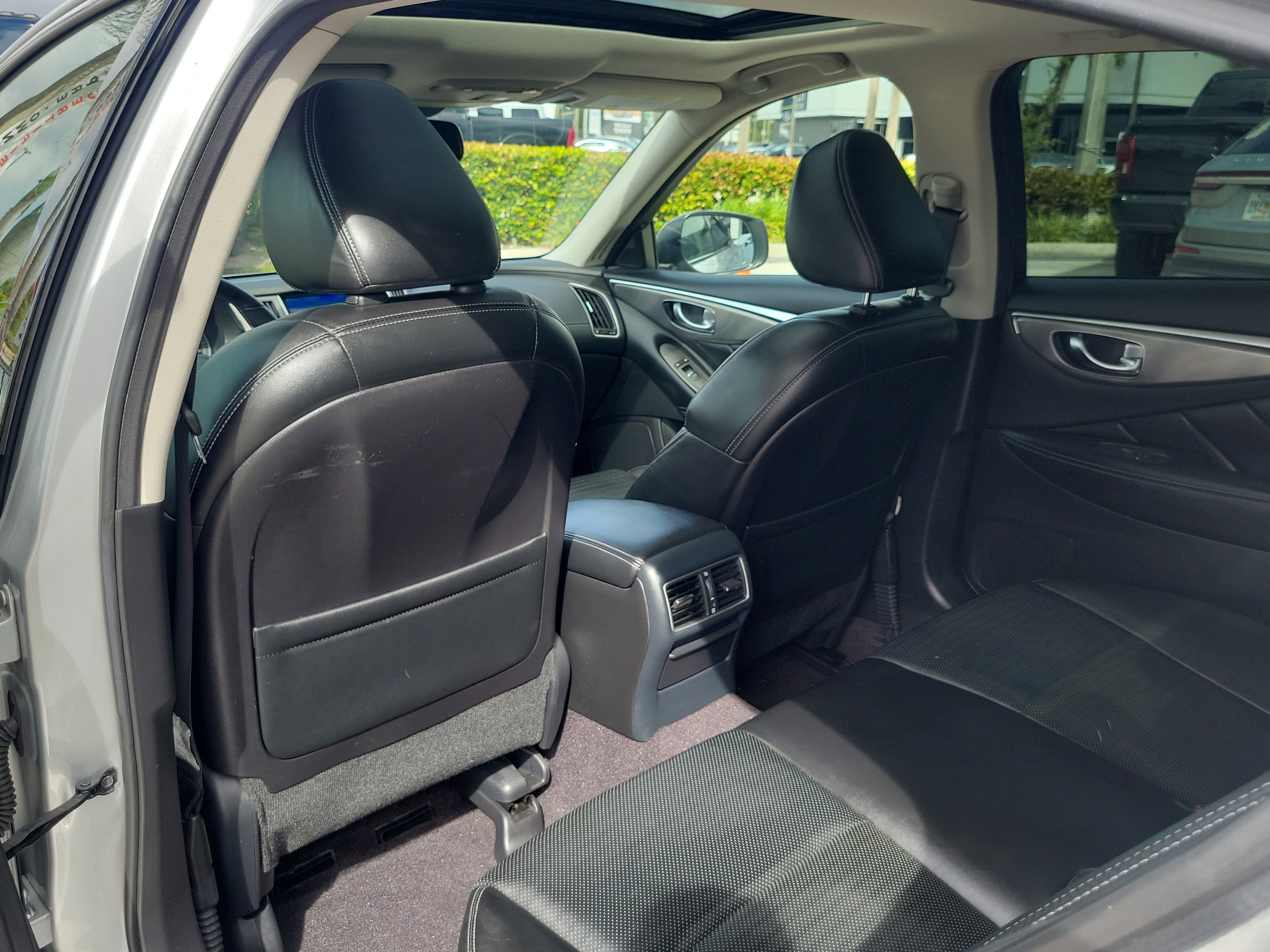 Used 2018 INFINITI Q50 Sport image 15