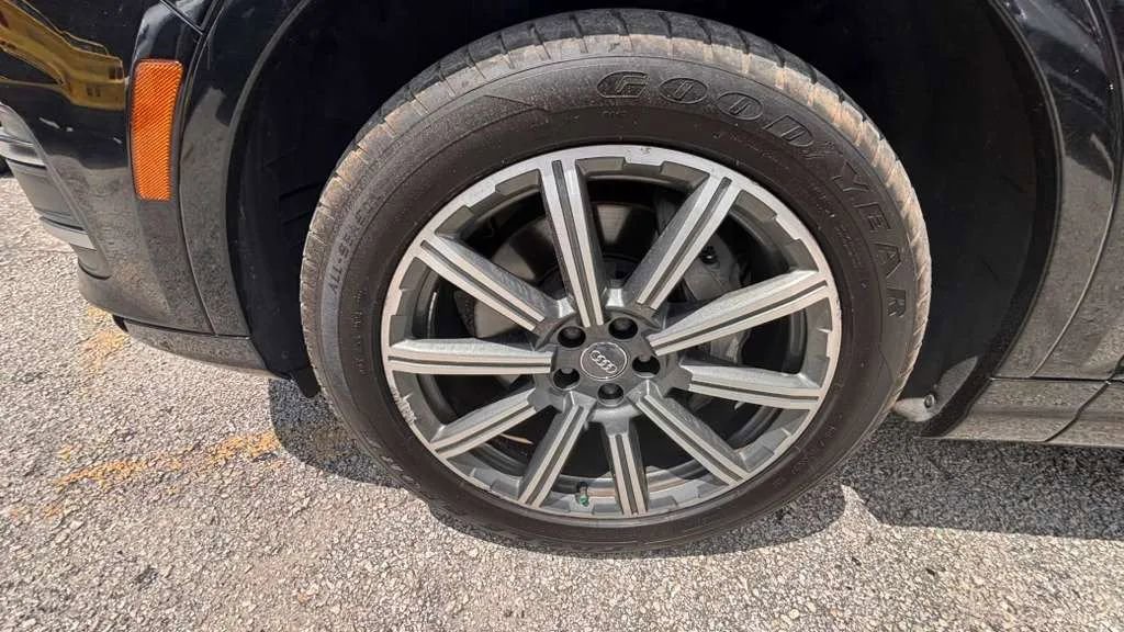 Used 2018 Audi Q7 3.0T Prestige w/ Prestige Package AWD/4WD image 21