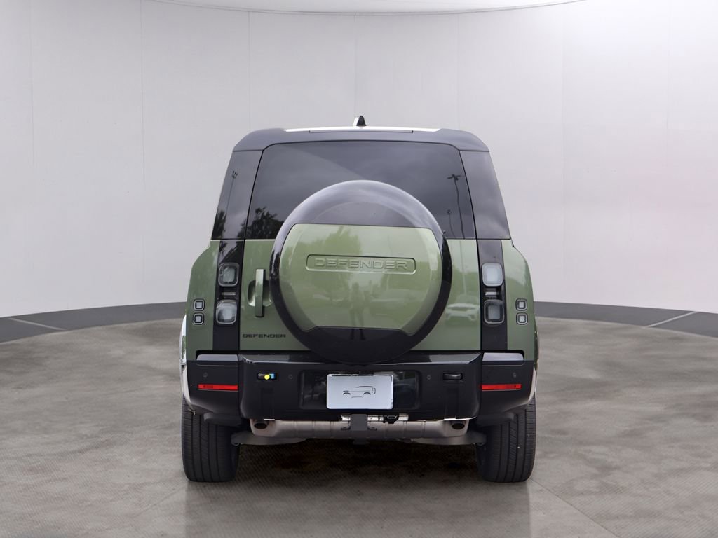 New 2026 Land Rover Defender 130 X-Dynamic SE AWD/4WD image 6