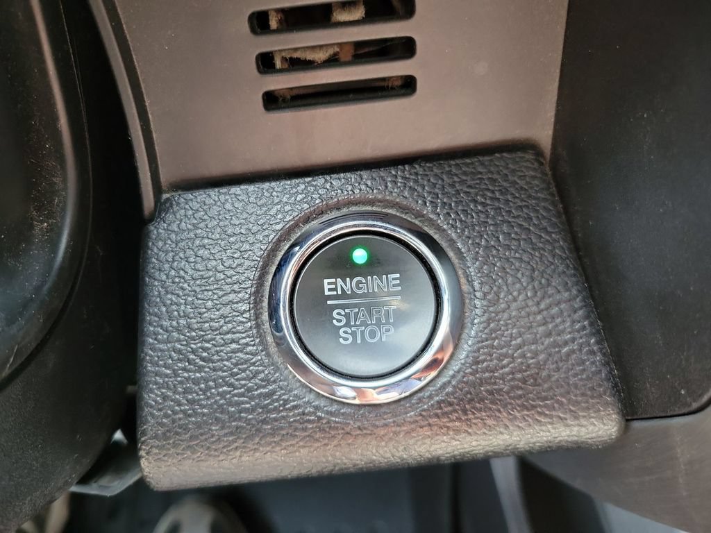 Used 2019 Ford F250 Platinum w/ Platinum Ultimate Package AWD/4WD image 17