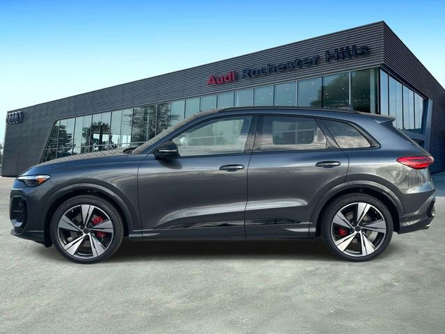 New 2026 Audi SQ5 Premium Plus image 2