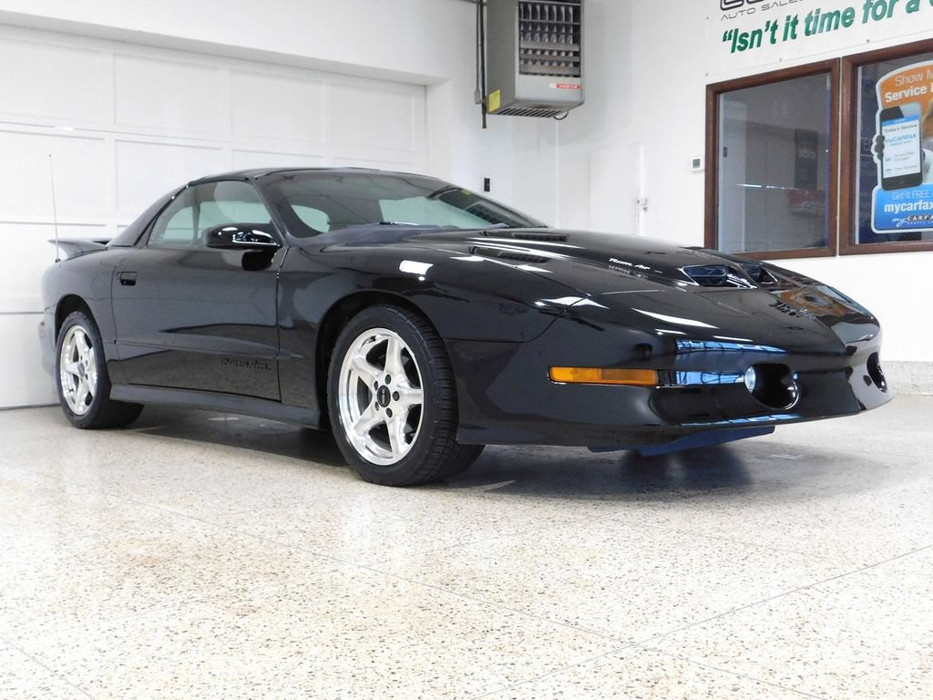 Used 1997 Pontiac Firebird Trans Am RWD image 3