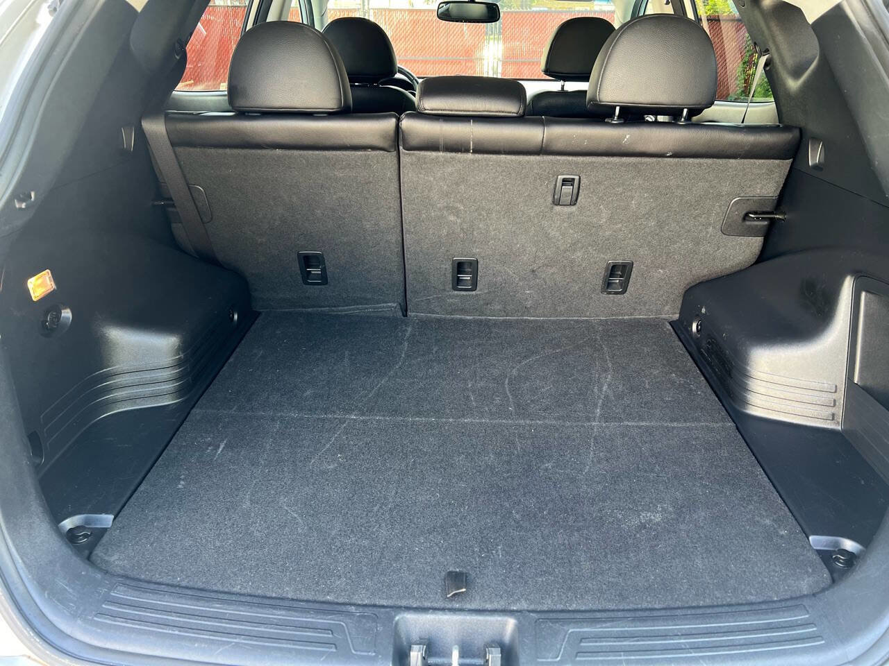 Used 2013 Hyundai Tucson GLS image 25