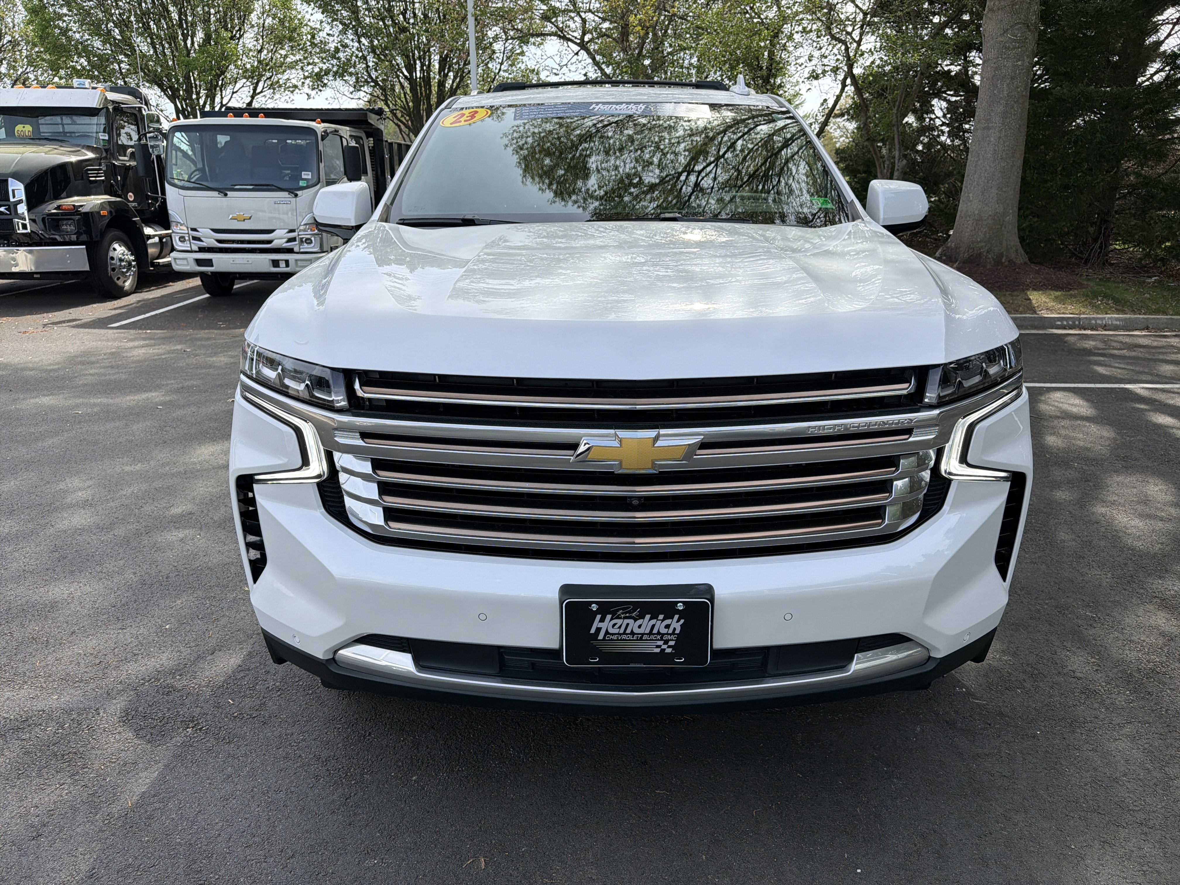 Used 2023 Chevrolet Tahoe High Country w/ Advanced Technology Package AWD/4WD image 3