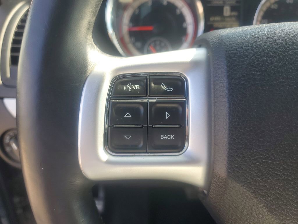 Used 2018 Dodge Grand Caravan GT image 28