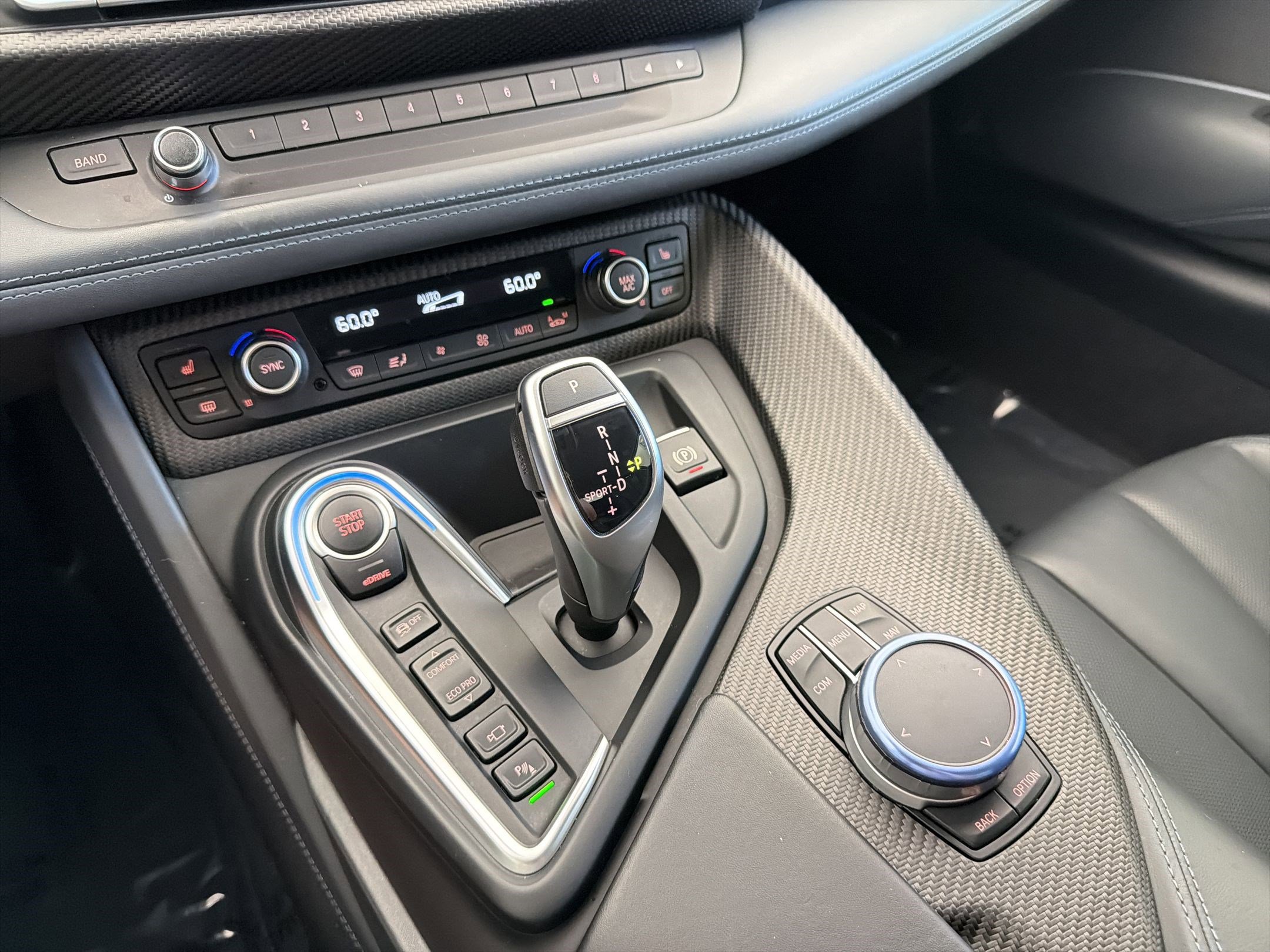 Used 2019 BMW i8 Coupe image 16