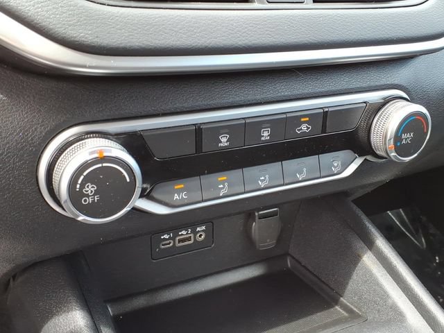 Used 2022 Nissan Altima 2.5 SV FWD image 19