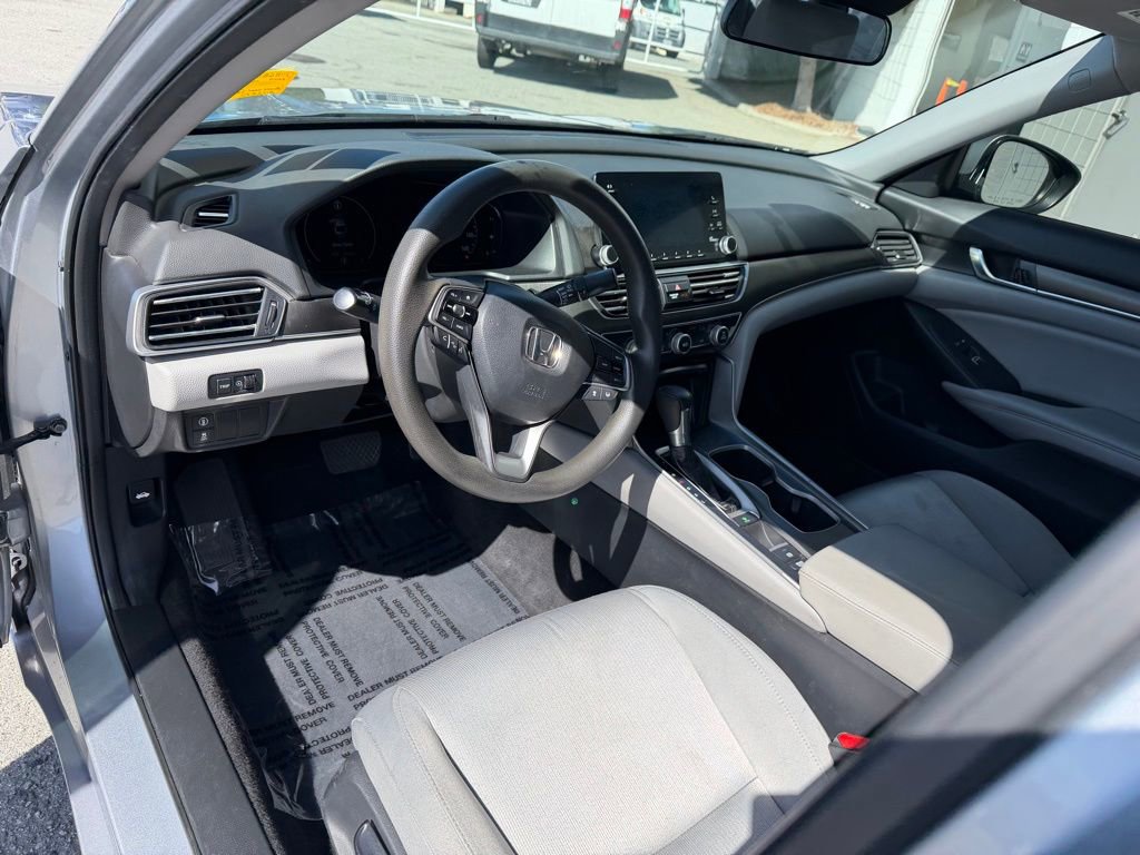 Used 2019 Honda Accord LX image 2