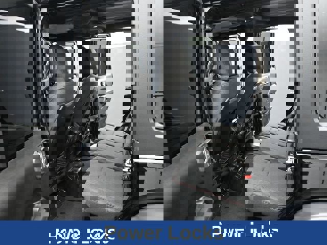 Used 2024 Jeep Wrangler Unlimited Rubicon w/ Technology Group image 18