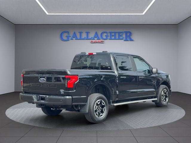 Used 2023 Ford F150 Lightning Pro image 4