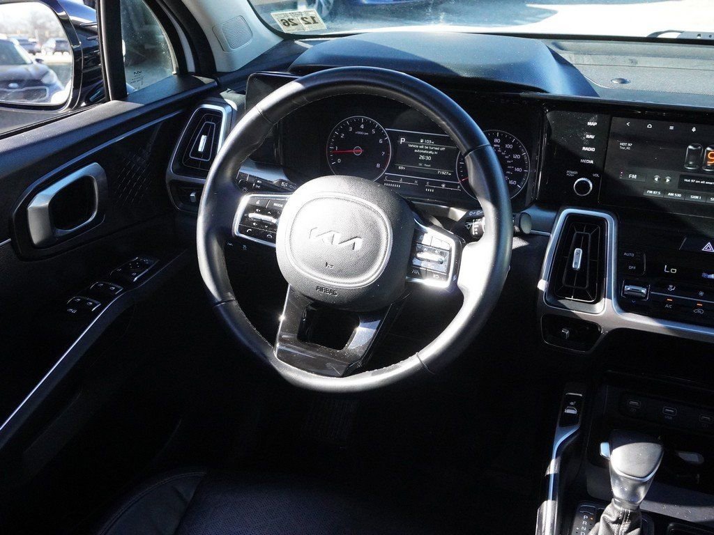 Used 2022 Kia Sorento S w/ Panoramic Sunroof Package image 37