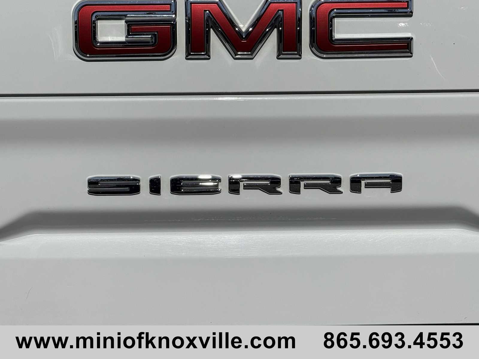Used 2023 GMC Sierra 1500 SLT w/ SLT Premium Package image 33